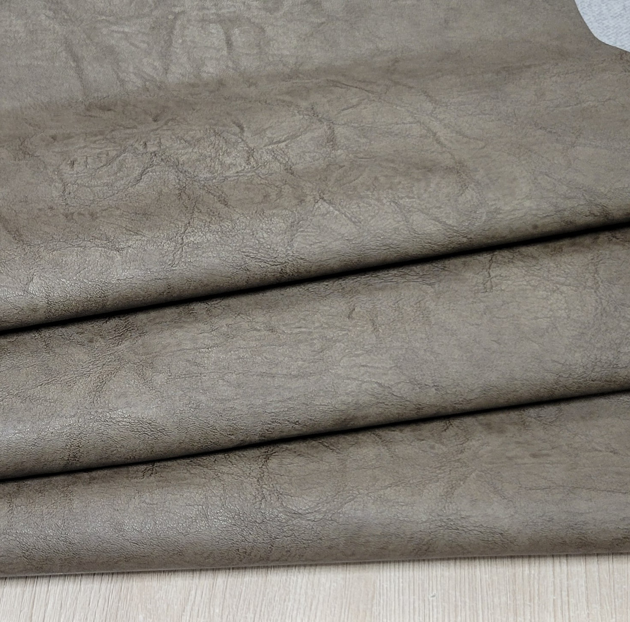 Искусственная кожа мебельная