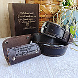Подарочный бокс: ремень 4см классика + ключница (коричневый цвет), фото 2