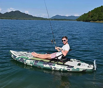 Каяк (лодка с креслом) SHARK PREMIUM F-1