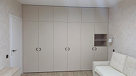 Шкаф распашной 3м