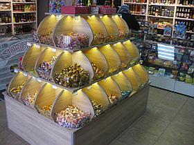 Стеллаж - витрина для конфет ДСП