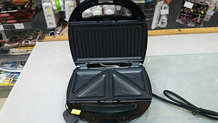 Сэндвичница ARESA AR-1206