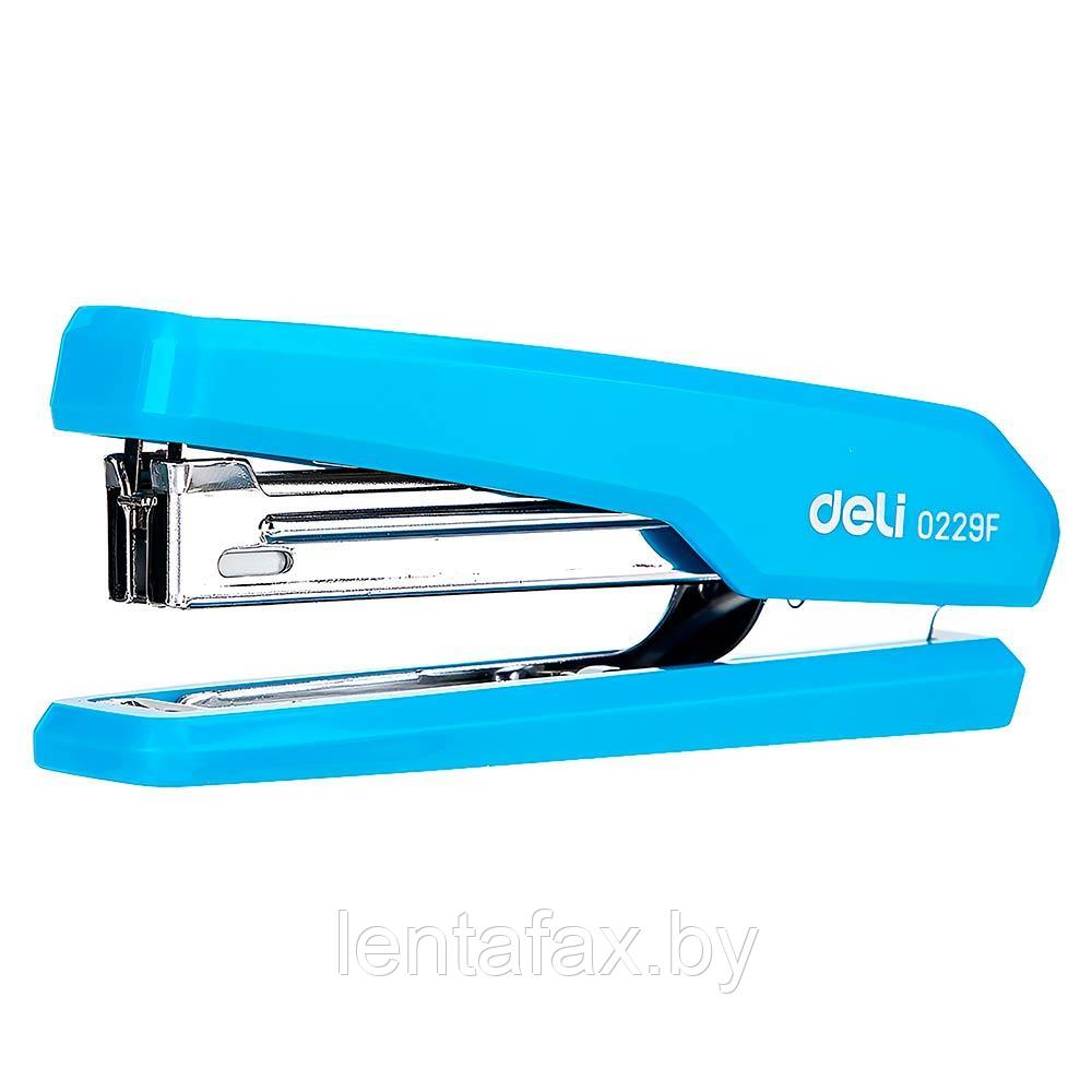 Степлер Deli E0229F, 15л, №10. Цена указана без учета НДС 20% Голубой