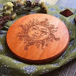 АЛТАРИ И КУКЛЫ ОБЕРЕГИ И СКРУТКИ ИЗ ТРАВ 