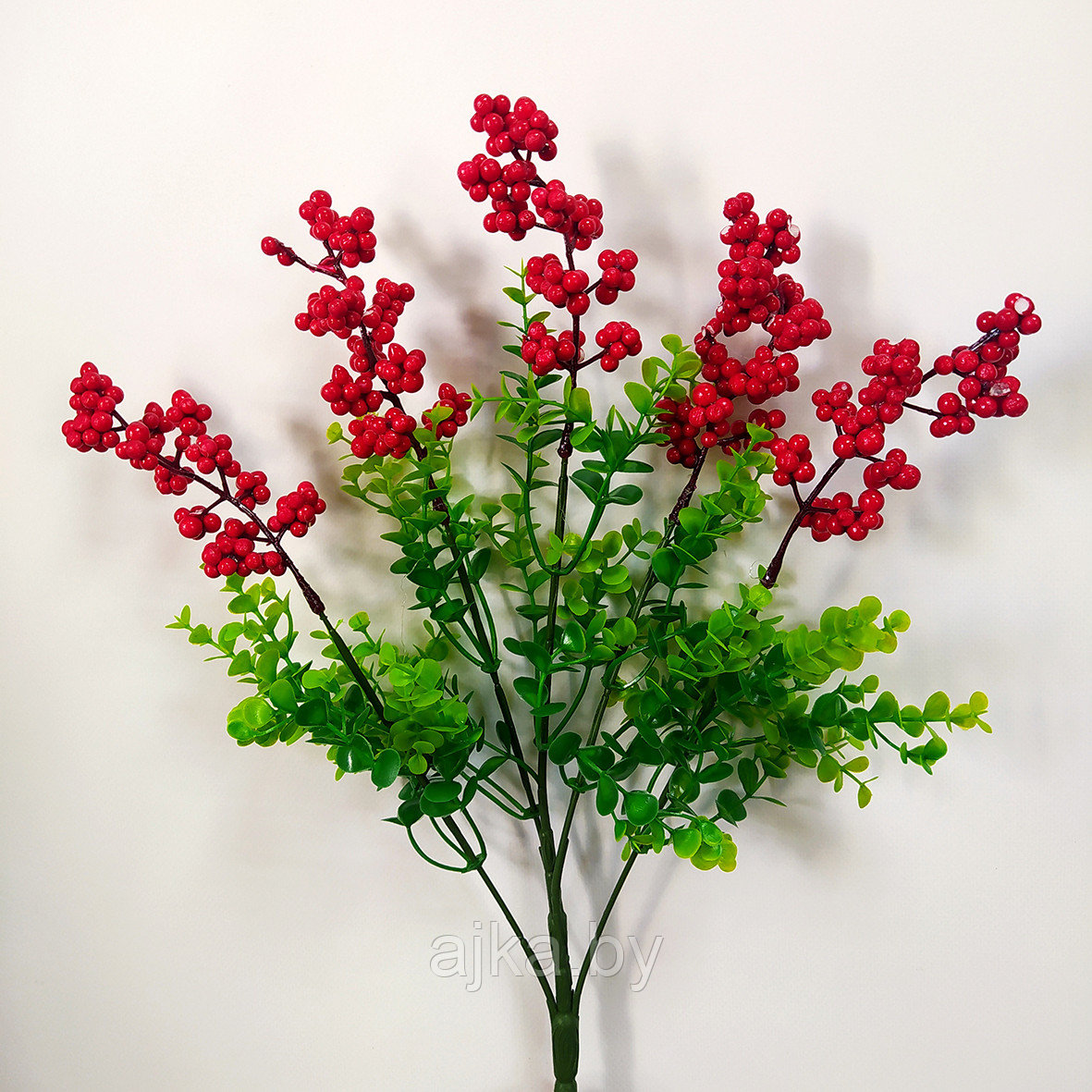 Букет с ягодами 5 веток 47 см