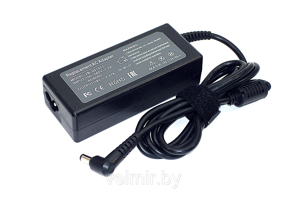 Блок питания (сетевой адаптер) для ноутбуков Asus 19V 2.37A 5.5x2.5mm 45W OEM