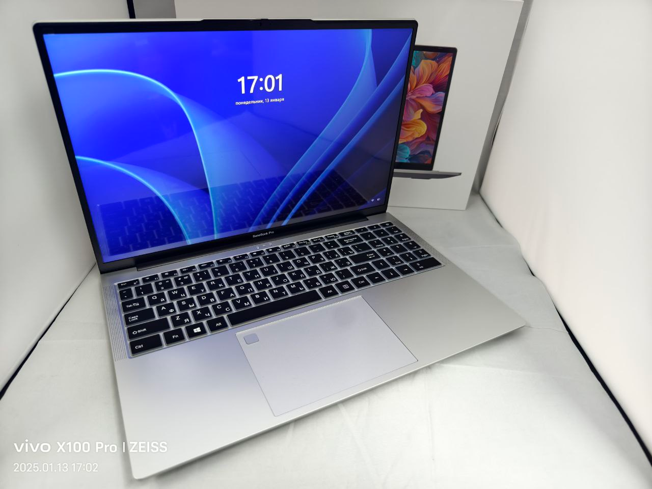 Ноутбук для работы и учебы BaseBook Pro 16" Intel Core i5-1035G, 32GB+1TB FullHD