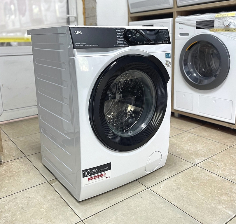 Новая стиральная машина AEG LR7696UD4 серия 7000 ProSteam - universaldos ГЕРМАНИЯ гарантия 1 год, фото 1