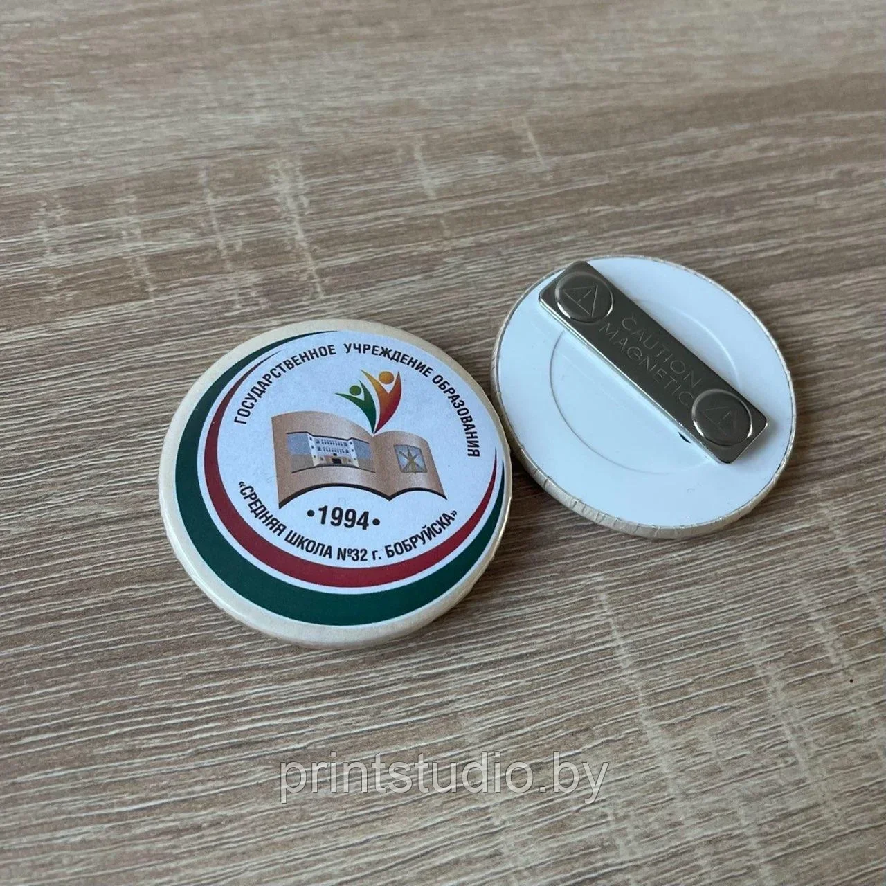 Значки на магните с логотипом, фото или изображением