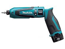 Аккум. шуруповерт MAKITA TD 022 DSE в сумке+ аксессуары