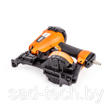 Пневматический гвоздезабивной пистолет – нейлер FoxWeld AERO C45