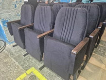 Кресло для актового и конференц-зала M2