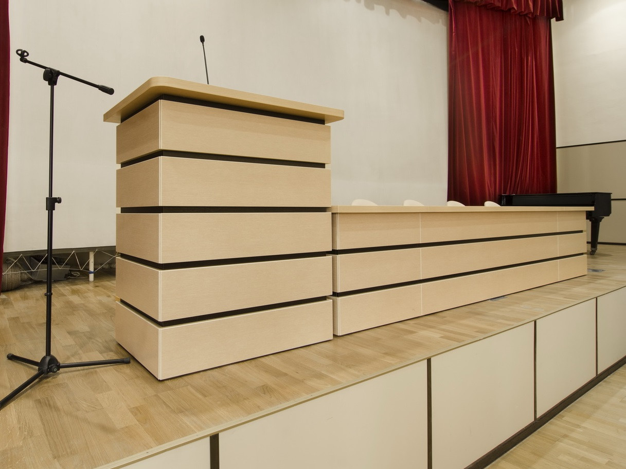Трибуна напольная для выступлений