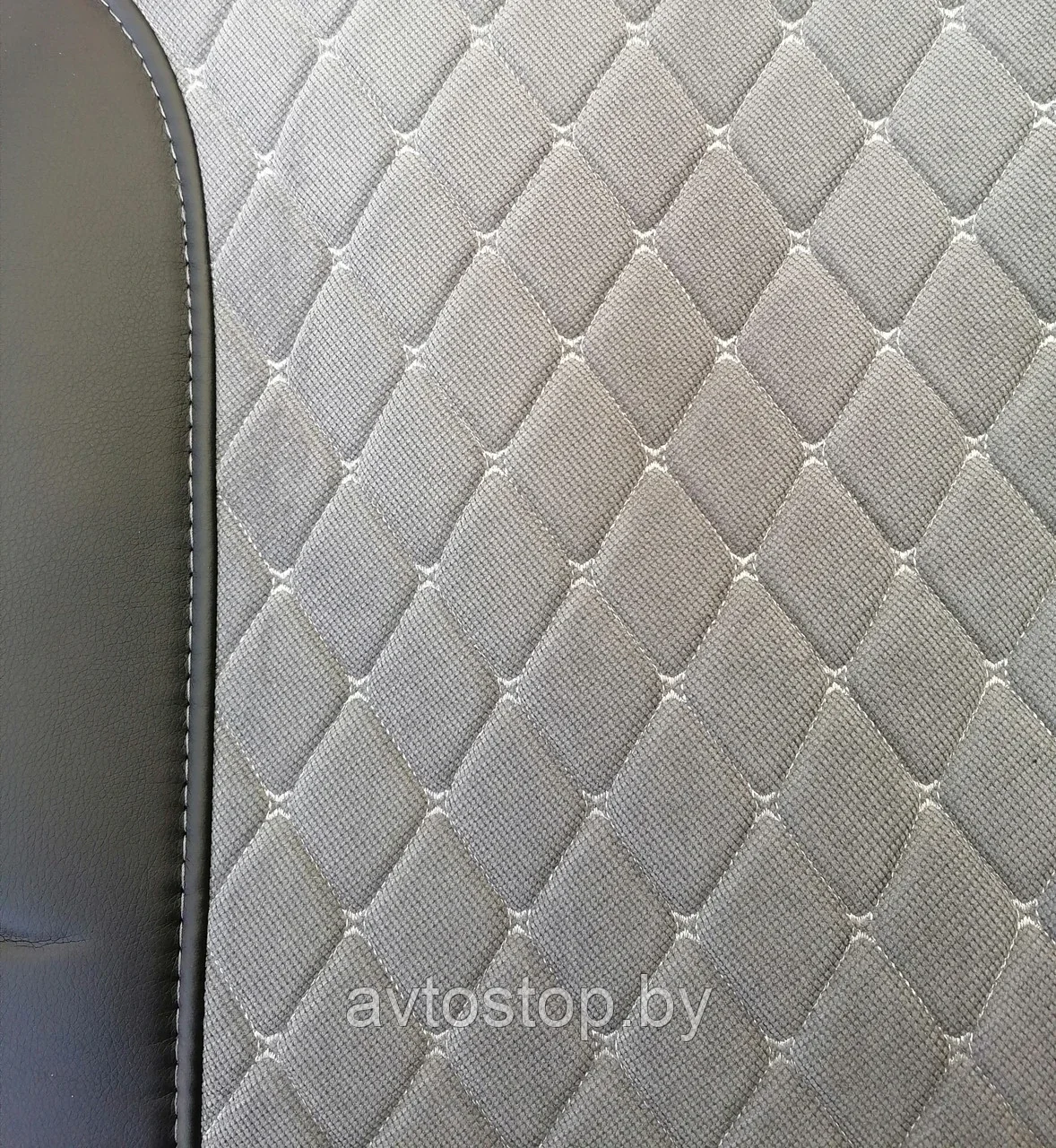 АВТОЧЕХЛЫ для Skoda Rapid 2014-2025 г., спинка делится