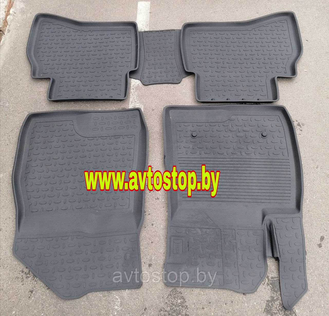 Резиновые коврики с высоким бортом для Chevrolet TrailBlazer III 2020-н.в.