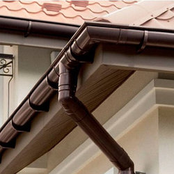 Пластиковые водосточные системы ТЕХНОНИКОЛЬ: надёжная защита дома от влаги и осадков