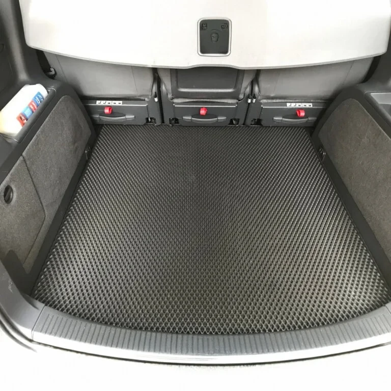 КОВРИК БАГАЖНИК NAT E05 EVA BESTUNE VAG EVANATE05