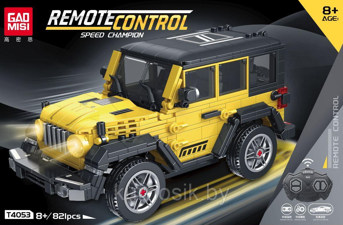 Конструктор GAOMISI T4053 Внедорожник на радиоуправлении 821 деталь