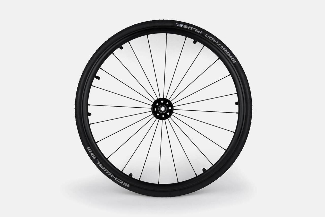 Колесо заднее для инвалидной коляски 24"х1 Schwalbe Marathon Plus Evolution, под ось 12,7 мм.