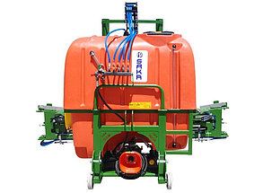 Опрыскиватель навесной полевой 800L