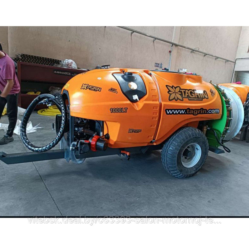 Опрыскиватель прицепной Sirius 1000 Turbo