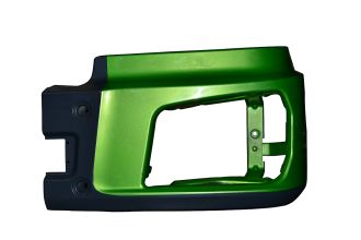 Угол бампера (левая часть)  зелёный металлик Shacman X3000/ШАКМАН Х3000