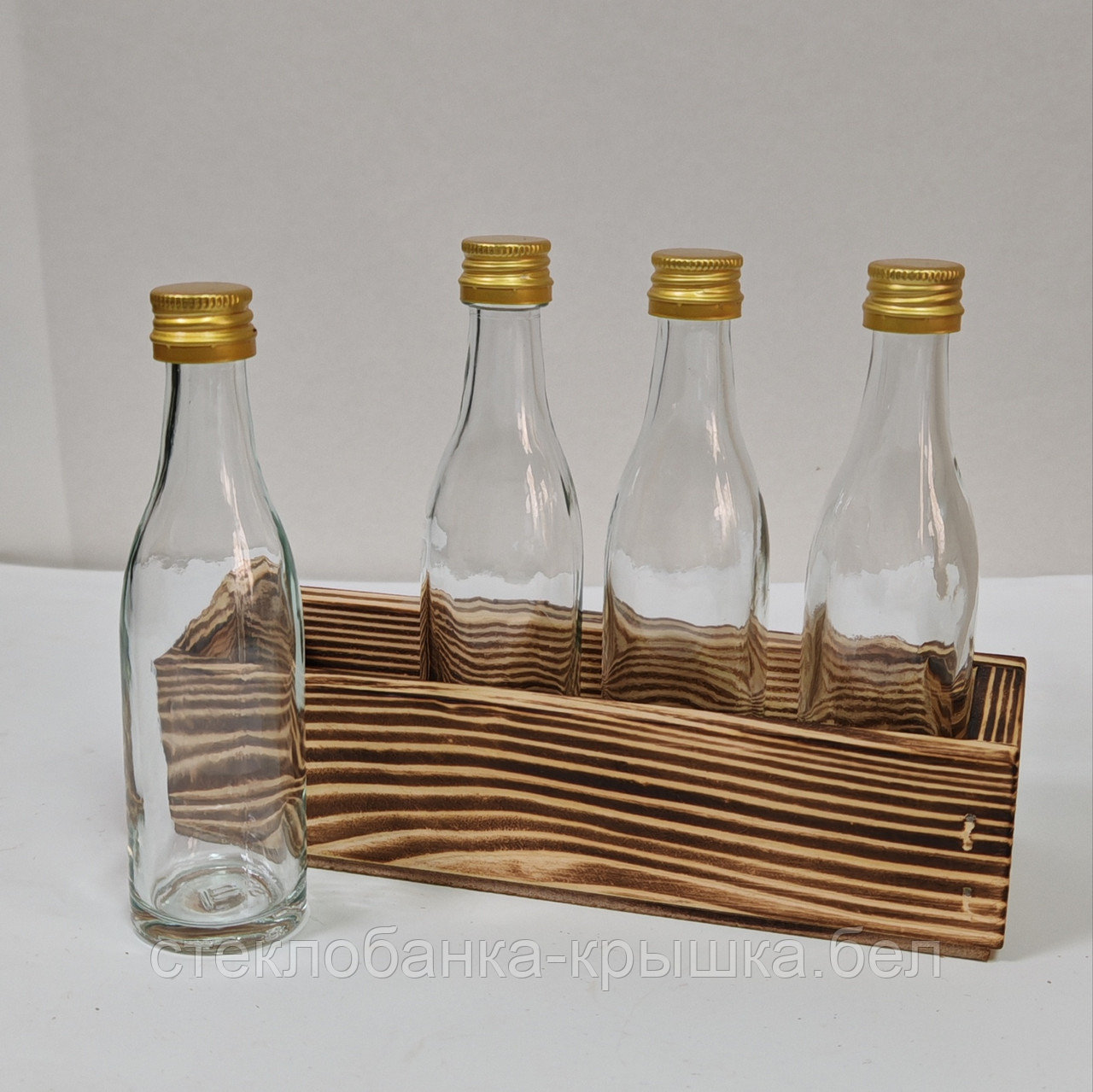Набор 4 стеклянные бутылки Миньон 50 мл в боксе