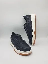 Купить осенние мужские кроссовки в интернет-магазине SneakersClub.by