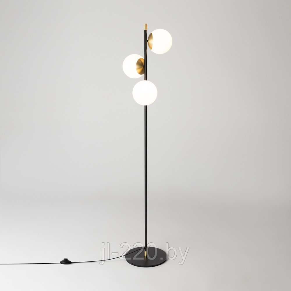 Светильник напольный (торшер) Maytoni Modern Nostalgia MOD048FL-03G, IP20, черный с золотом, белый