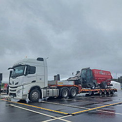 Трал для перевозки техники