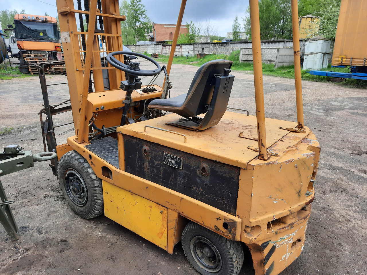 Электропогрузчик ЕВ 717.33.72 с АКБ и зарядным устройством