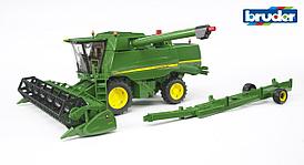 Игрушка Bruder Комбайн John Deere T670i с жаткой 02132