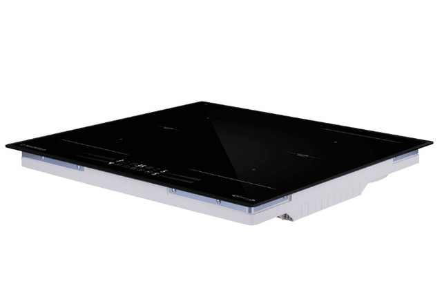 Индукционная варочная панель Maunfeld AVI6044SSFBK Inverter инвертоная на 4 конфорки