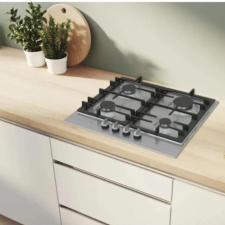 Газовая варочная панель Bosch PCP6A5I90M серебристая нержавеющая сталь Serie 6 чугунные решетки производство Германия