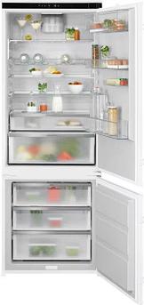 Холодильник Electrolux KNP7TE75S