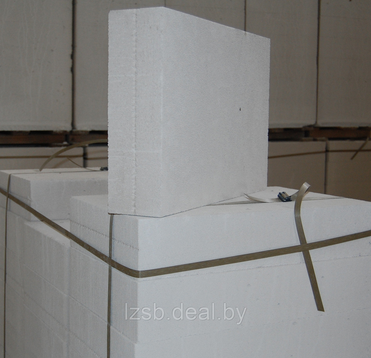 Блоки стеновые из ячеистого бетона для перегородок М500 600х395х105