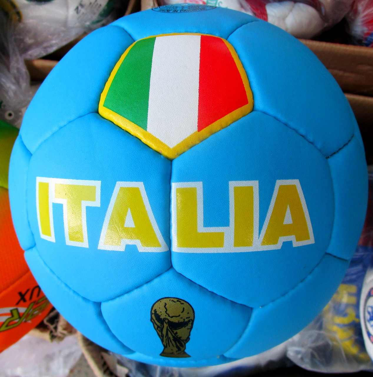 Футбольный мяч ITALIA - фото 1 - id-p37578526