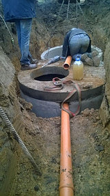 Монтаж канализации из бетонных колец 19