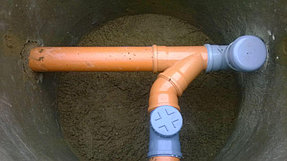 Монтаж канализации из бетонных колец 25