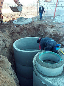 Монтаж канализации из бетонных колец 7