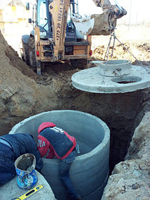 Монтаж канализации из бетонных колец 10