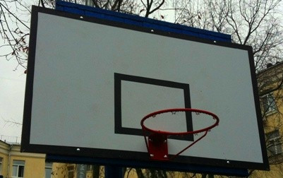 Щит для баскетбола из влагостойкой фанеры,180х105 см.