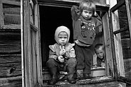Фотовыставка Ромуальдаса Вайтикуса «Візуальныя лісты вёскі Плашкяй»