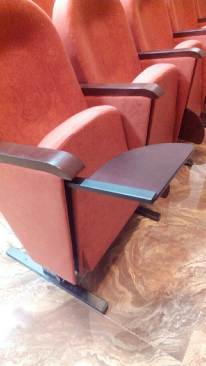 Театральное кресло Москва  для конференцзалов