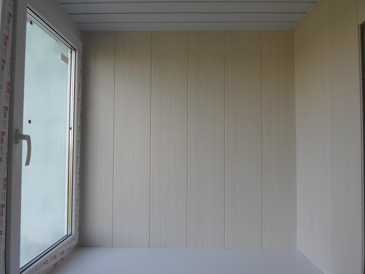 Отделка балконов и лоджий ламинированными ПВХ панелями! - фото 4 - id-p3929965