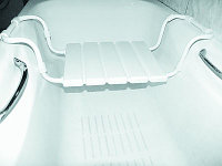 Сиденье в ванну пластиковое на металлической трубе (белое)