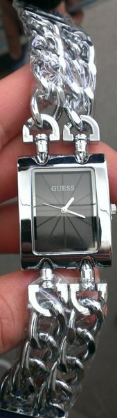 Женские наручные часы Guess (копия) Серебристые с черным., фото 1