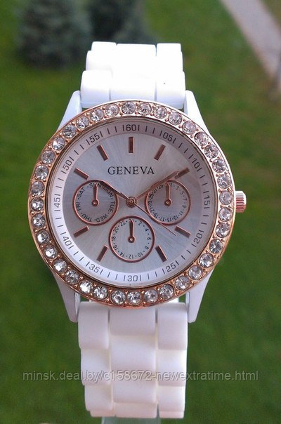 Женские наручные часы GENEVA (копия) Со стразами. Белые
