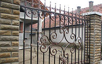 Забор с кованым узором и пиками модель 140
