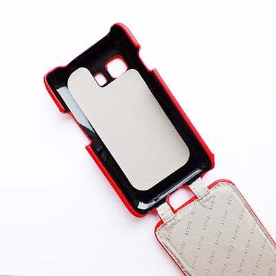 Кожаный чехол Armor Case Red для Samsung G130H Galaxy Young 2 - фото 2 - id-p48812518